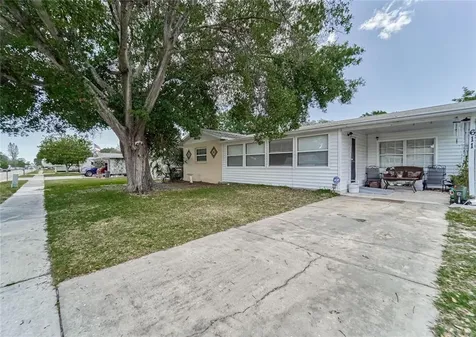 611 65th Avenue Drive W Bradenton FL 34207
