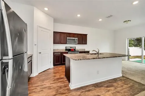 15615 Merlin Avenue Mascotte FL 34753