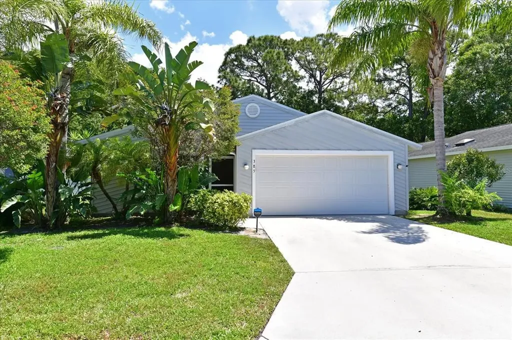 385 Bearded Oaks Circle Sarasota FL 34232