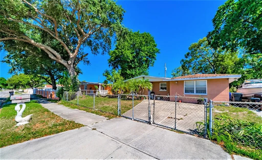 4521 W Fern Street Tampa FL 33614