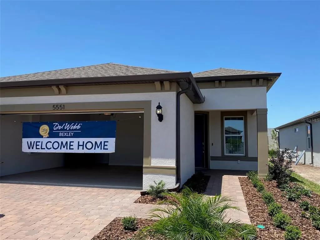 5551 Blue Crush Bend Land O Lakes FL 34638