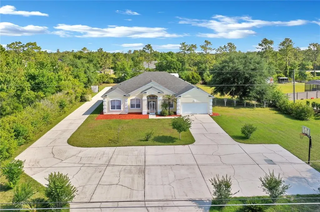 18823 Seaview Street Orlando FL 32833