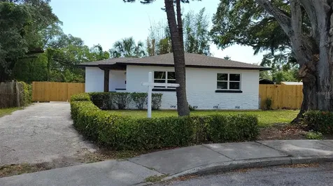 1726 25th Avenue S St Petersburg FL 33712