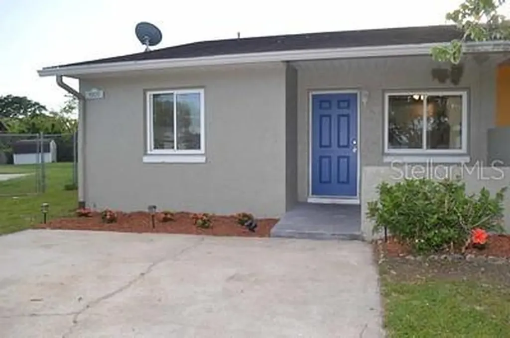 1920 Lawne Villa Court Orlando FL 32808