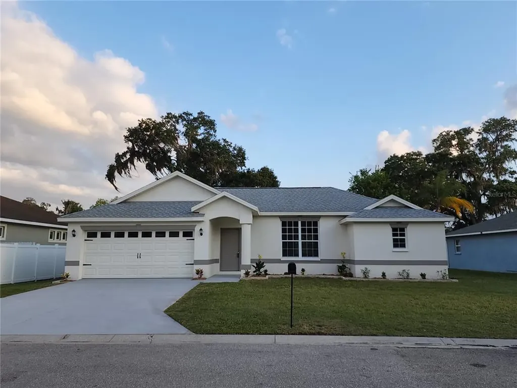 3118 34th Avenue Drive E Bradenton FL 34208