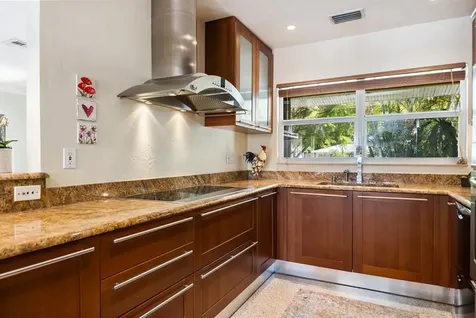 2329 Siesta Drive Sarasota FL 34239