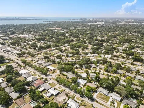 2329 Siesta Drive Sarasota FL 34239