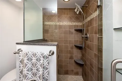 2704 5th Court Palm Harbor FL 34684