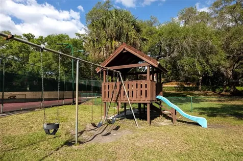 2704 5th Court Palm Harbor FL 34684
