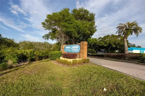 2704 5th Court Palm Harbor FL 34684