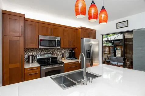 2704 5th Court Palm Harbor FL 34684