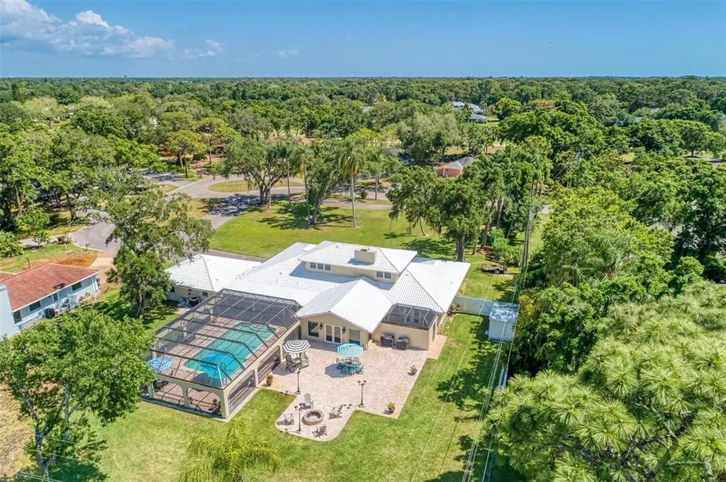 5509 Inverness Drive Sarasota FL 34243