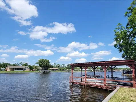 13239 Country Club Drive Tavares FL 32778