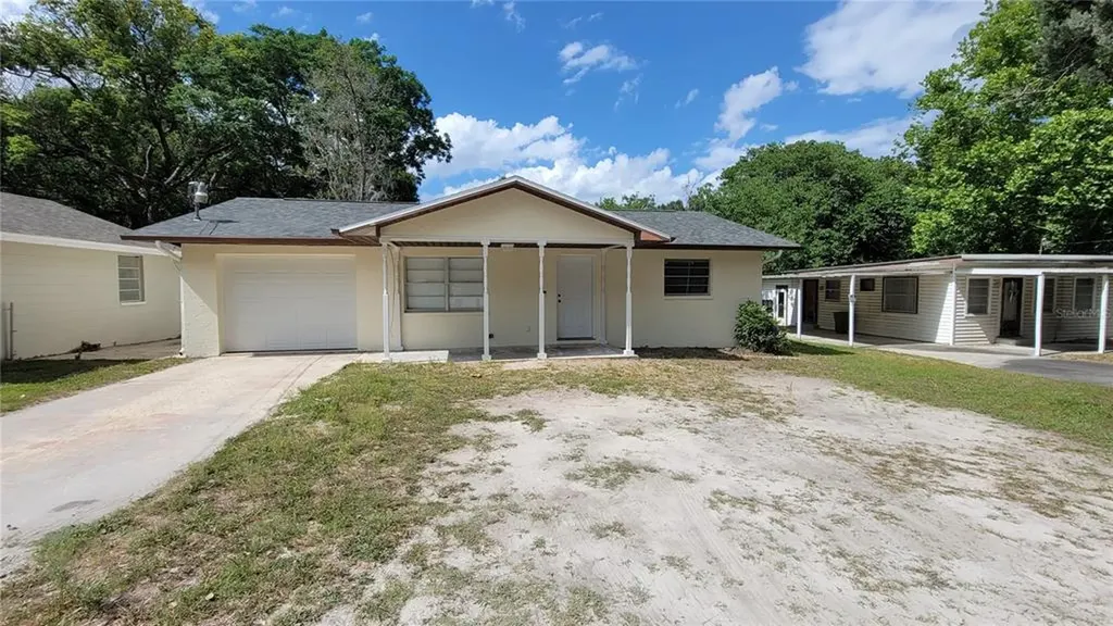 38521 Henry Drive Zephyrhills FL 33542