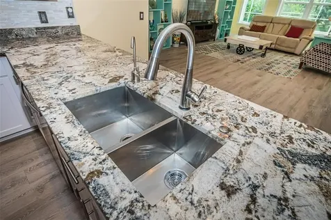 10101 Garden Retreat Court Tampa FL 33647