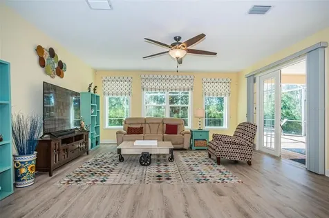 10101 Garden Retreat Court Tampa FL 33647
