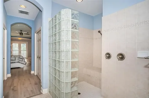 10101 Garden Retreat Court Tampa FL 33647