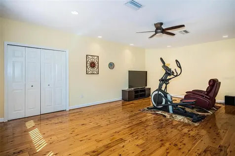 10101 Garden Retreat Court Tampa FL 33647