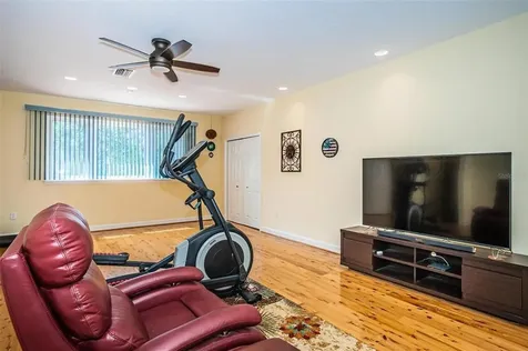 10101 Garden Retreat Court Tampa FL 33647