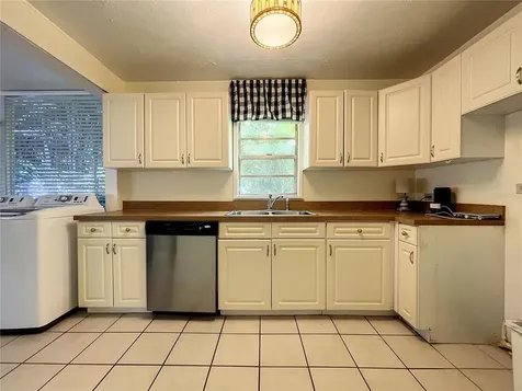 5602 N Cherokee Avenue Tampa FL 33604