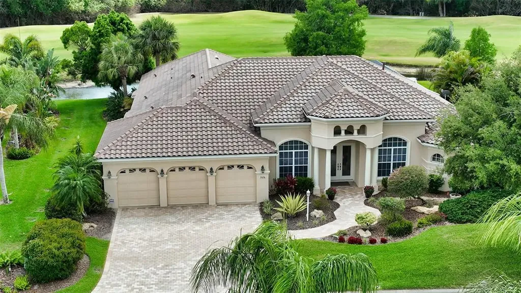 7974 Royal Birkdale Circle Lakewood Ranch FL 34202
