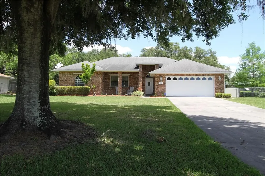 1833 W Virginia Drive Kissimmee FL 34744