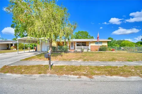 823 S 1st Street Lake Wales FL 33853