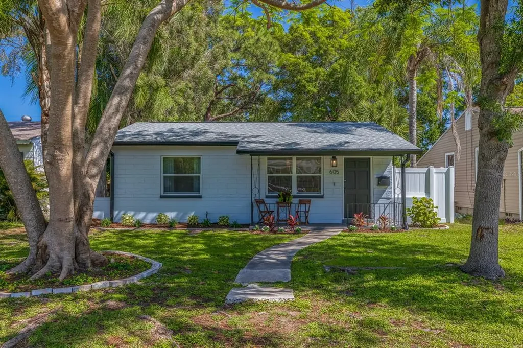 605 43rd Avenue N St Petersburg FL 33703
