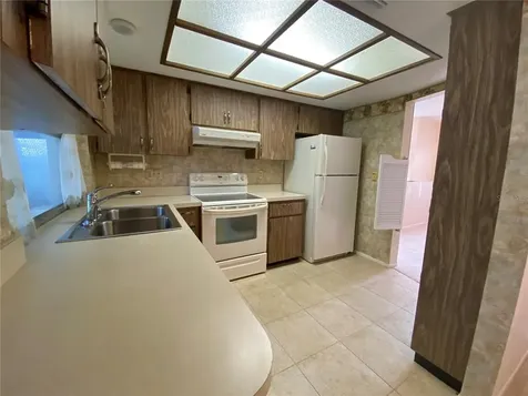 3361 E Dorchester Drive Palm Harbor FL 34684