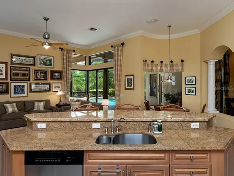 7142 Whitemarsh Circle Lakewood Ranch FL 34202