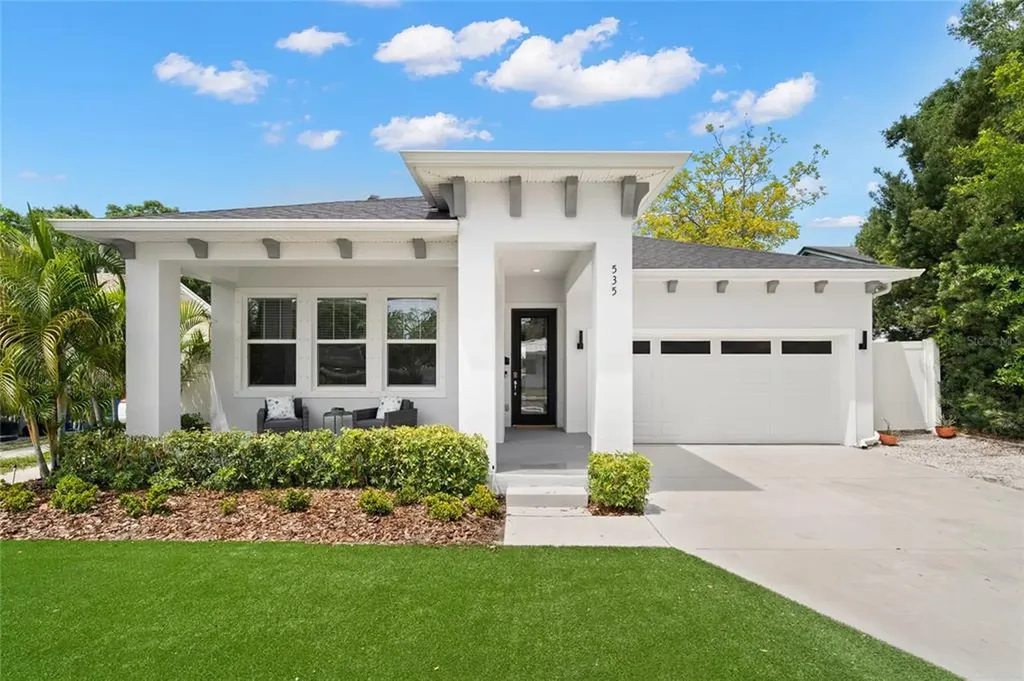535 12th Avenue N St Petersburg FL 33701