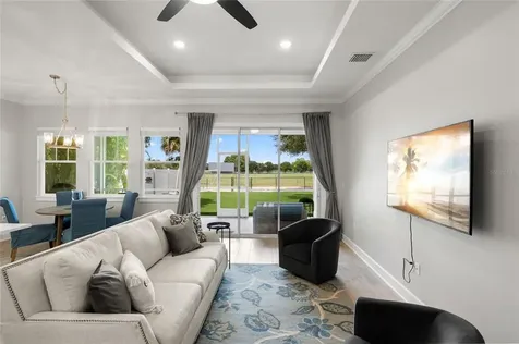 535 12th Avenue N St Petersburg FL 33701