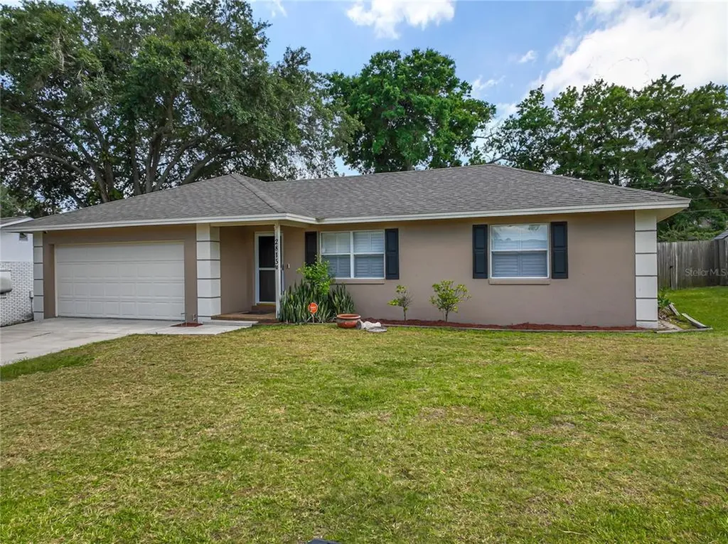 2815 Barnie Lane Lakeland FL 33812