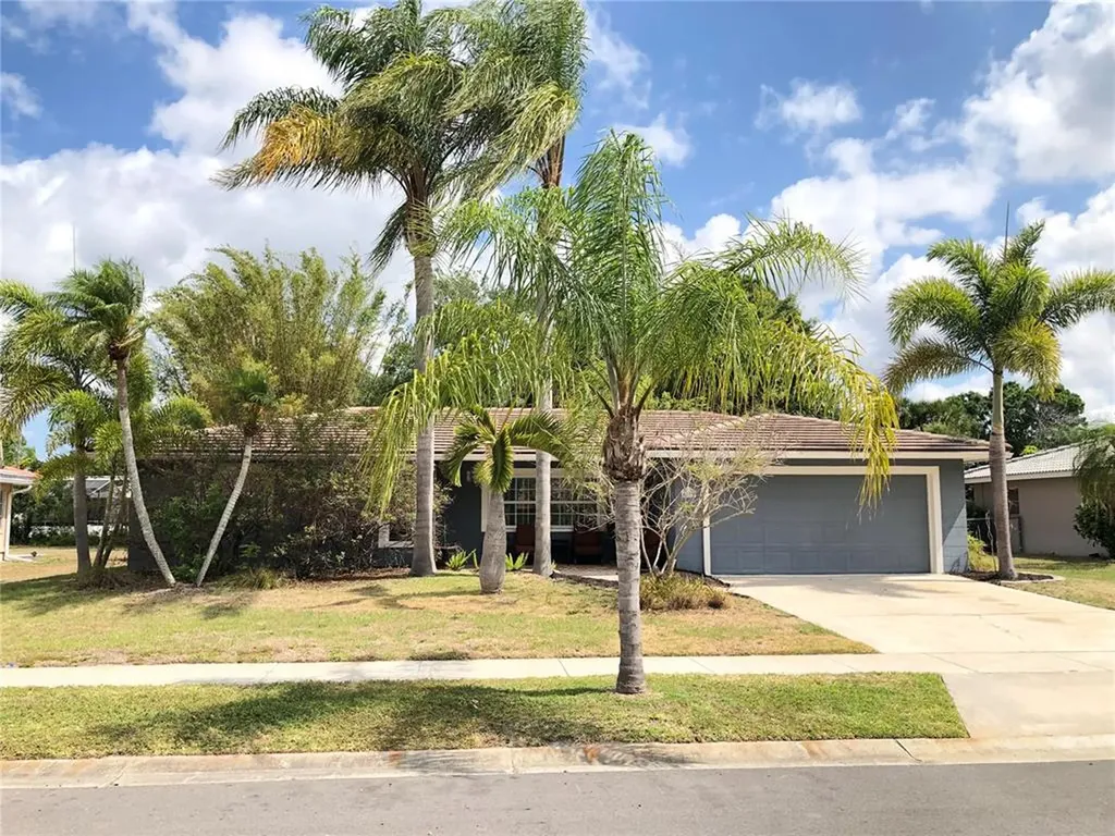 2509 Cass Street Sarasota FL 34231