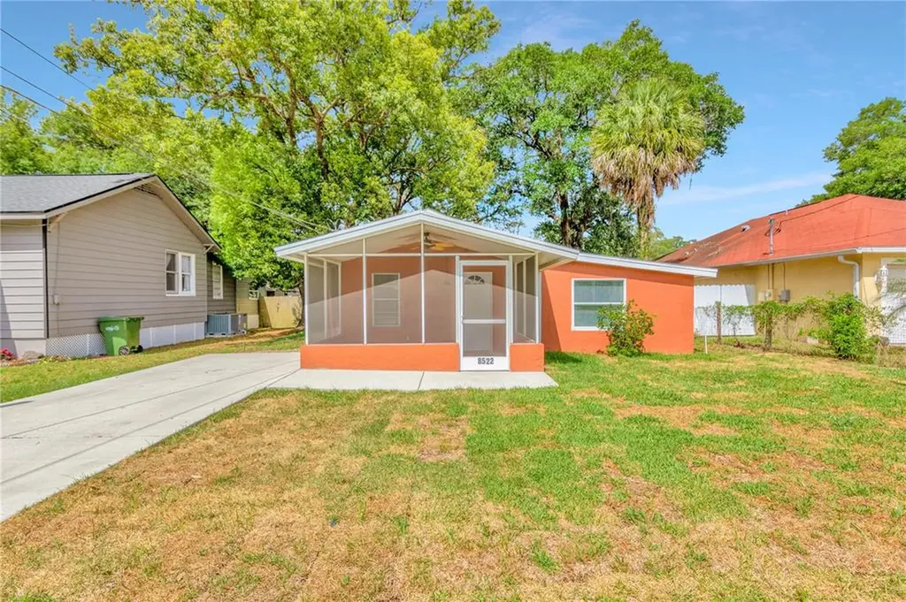8522 N Otis Avenue Tampa FL 33604