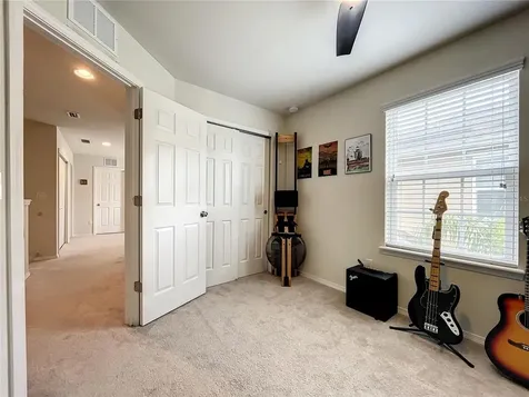 4944 White Sanderling Court Tampa FL 33619