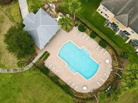 4944 White Sanderling Court Tampa FL 33619