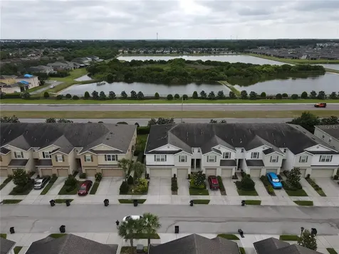 4944 White Sanderling Court Tampa FL 33619