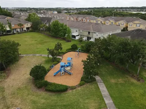 4944 White Sanderling Court Tampa FL 33619