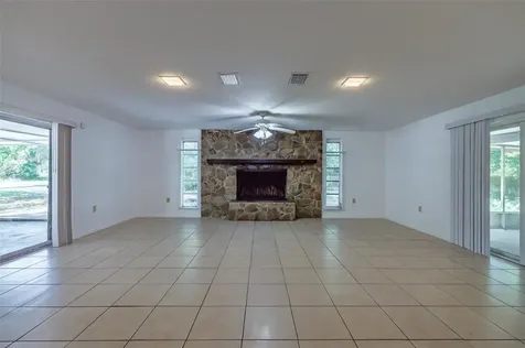 517 Winham Street Tampa FL 33619
