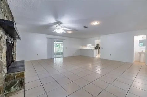 517 Winham Street Tampa FL 33619