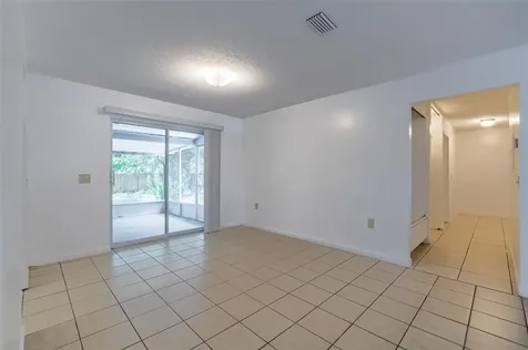 517 Winham Street Tampa FL 33619