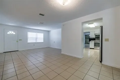 517 Winham Street Tampa FL 33619