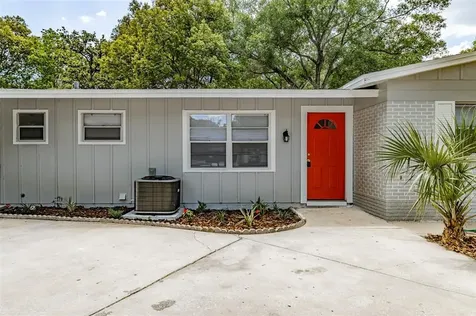 517 Winham Street Tampa FL 33619