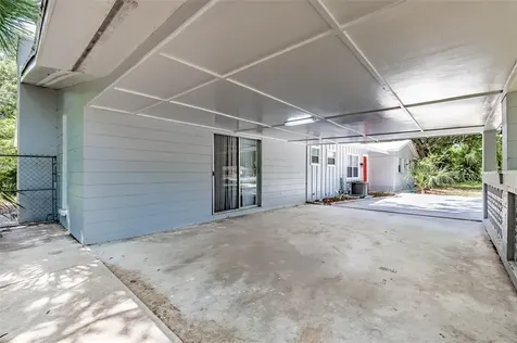 517 Winham Street Tampa FL 33619