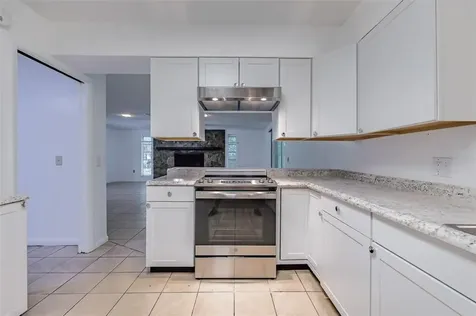 517 Winham Street Tampa FL 33619
