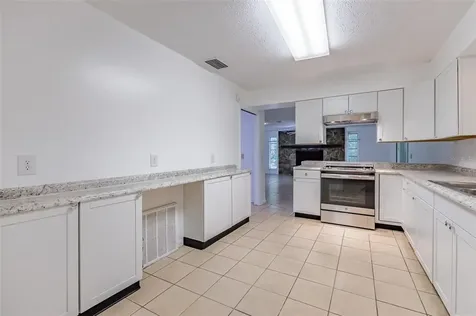 517 Winham Street Tampa FL 33619