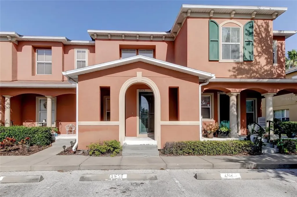 2025 Searay Shore Drive Clearwater FL 33763