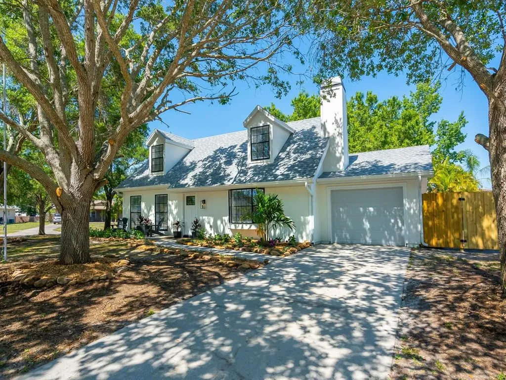 4003 Gatewood Drive Sarasota FL 34232
