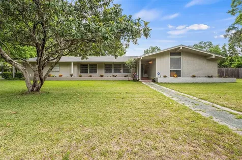 25446 SW 5th Avenue Newberry FL 32669
